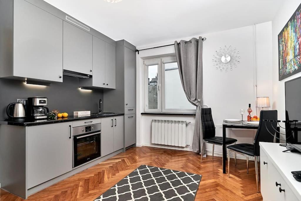 Komfort W Sercu Miasta Breslau Exterior foto