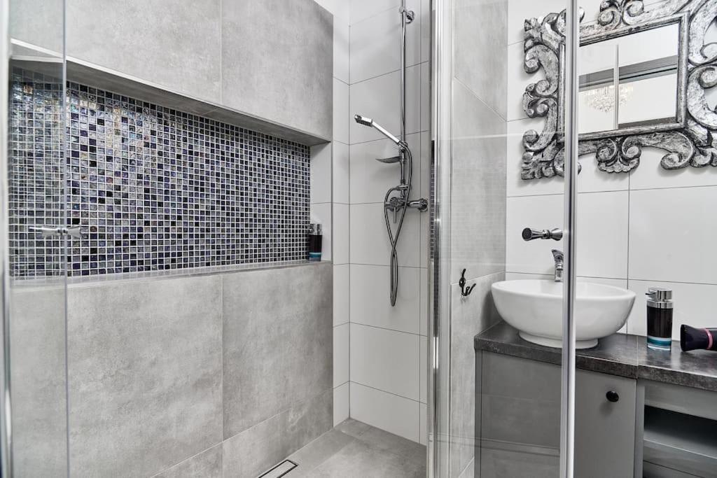 Komfort W Sercu Miasta Breslau Exterior foto